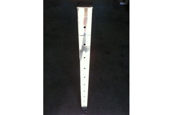 50mm x 10mm 316 stainless rectangle post with base & top plate